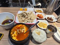 -山海珍味韩国料理(奥城店)