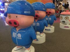 -梅龙镇广场