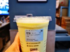 -瑞幸咖啡(东方广场中庭店)