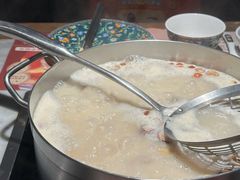 -尚尚仙·酸汤猪手·猪肚鸡火锅(华联万柳购物中心店)