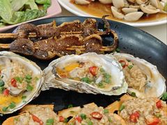 -覃记海鲜美食餐厅