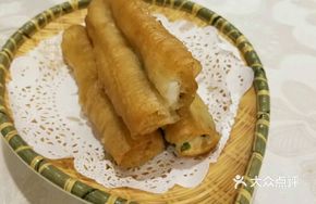 Three Whites with Fried Dough Stick