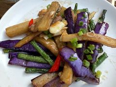 -柴窝堡22号辣子鸡·传承新疆菜