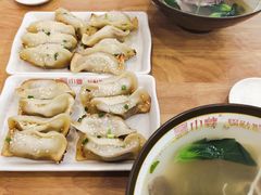 -小姜锅贴(凤凰街店)