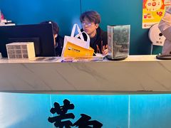 -荒岛实景沉浸密室(江汉路1店)