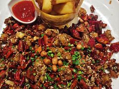 经典辣子鸡配大薯条-眉州东坡·熊猫主题餐厅(枫蓝店)