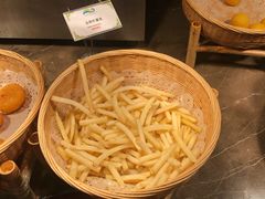 -齐河孔雀王温泉酒店·金孔雀自助百汇
