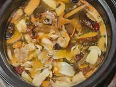 -野菌皇海景野生菌火锅(滨海大道店)