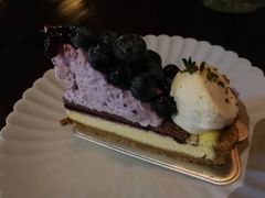 蓝莓芝士水果挞-黑草莓(重庆路店)