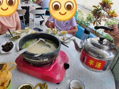 -墨脱石锅椰子鸡•海鲜糟粕醋(榆亚路店)