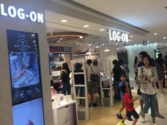 -LOG-ON(海港城店)