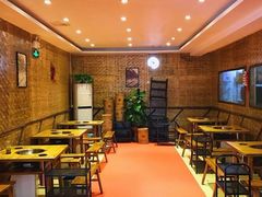 -肖卫峰灌县老妈砂锅串串(华天广场店)