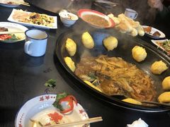 -小媳妇铁锅炖(安华街店)