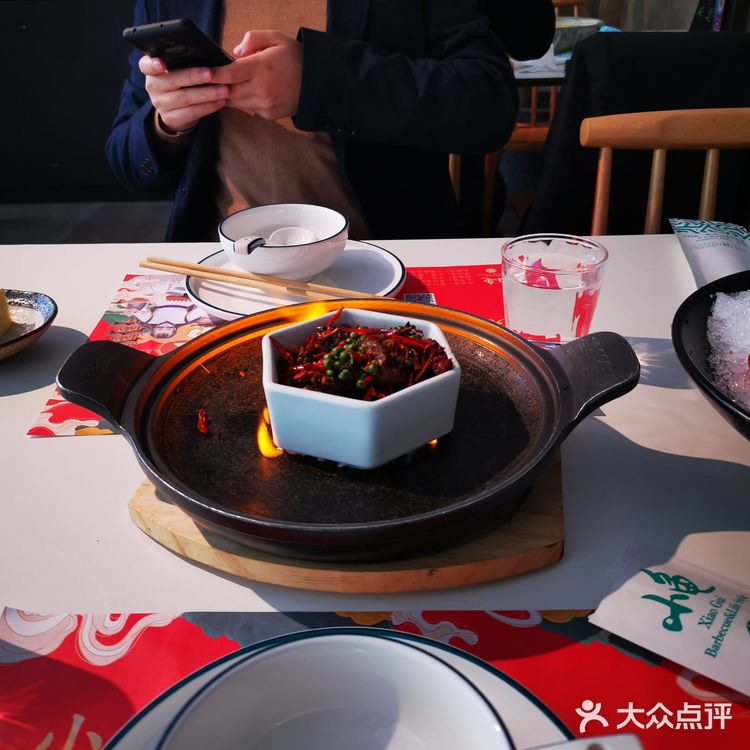 摆盘一般，分量着实不多，价格倒是蛮高的