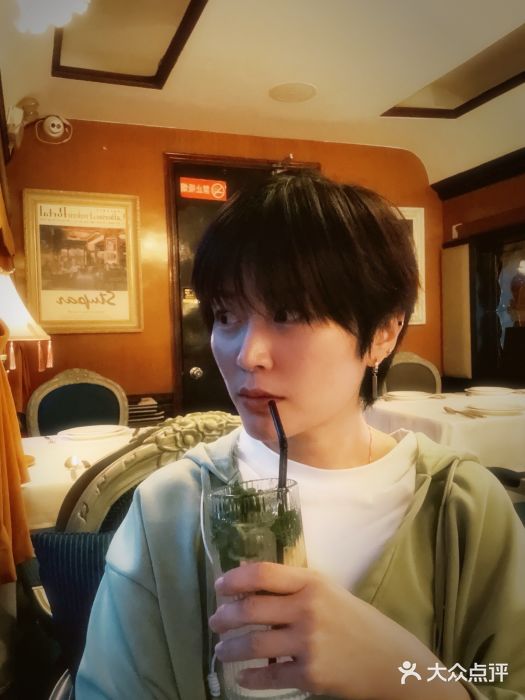 火车头法国西餐厅图片