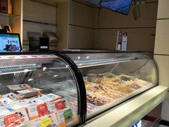 面包甜点陈列柜-紫燕百味鸡(仲盛店)