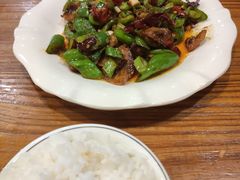 农家小炒肉-东北人家铁锅炖(鞍山路店)