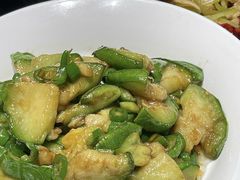 -黄弟大排档·湖南菜·小龙虾·小海鲜(凯旋北路店)