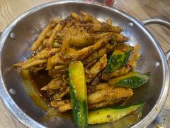 -江城燕子大排档(江汉路步行街店)