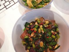 土辣椒炒土猪肉-农耕记·湖南土菜(科技园店)