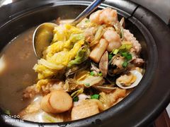 -五谷丰登农家院·地道胶东菜·海鲜烧烤(威海店)