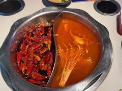 -钢管厂五区小郡肝串串香火锅(人民广场店)