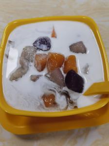 爽爽甜品-"这家糖水店在荔园新村这边,应该开了挺久了.