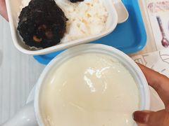 芒果白雪黑糯米-满记甜品(金帝银泰城店)