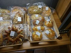 -焙丽拾光(麦凯乐直营店)