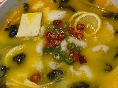 -小六鱼你.下饭酸菜鱼(益田假日广场店)