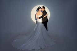 -雪中彩影婚纱摄影·微光艺术中心