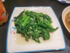 -鑫悦楼煎蟹·16年海鲜大排档