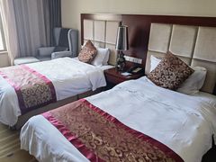 -锦龙国际酒店(天津奥体中心华苑地铁站店)