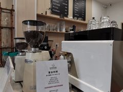 -白鹅咖啡(金城花园店)