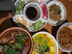 乾隆白菜-老北京炸酱面·烤鸭(前门店)