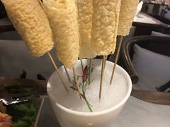 -尚尚仙·酸汤猪手·猪肚鸡火锅(华联万柳购物中心店)