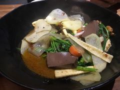 -万记麻辣烫国展总店