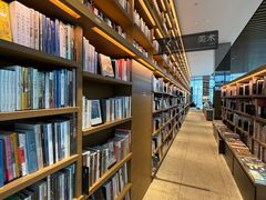-茑屋书店(天目里店)