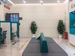 -中国农业银行(上海陆家浜路支行)