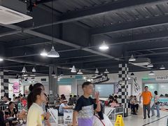 -极限PLAY运动娱乐新世界·团建派对潮玩休闲馆·室内蹦极高空游乐园