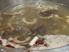 -撒拉人家.酸菜牦牛肉火锅