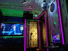 包房-麦度量贩式KTV(中联广场店)