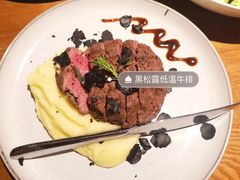 -JINNS锦时 steak&pizza(浸信会礼拜堂旧址店)