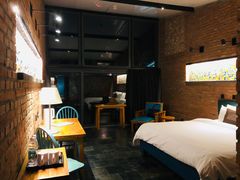-瓦厂酒店