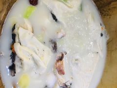 -滇香肴·云南菜蒸汽石锅鱼(云南北路店)
