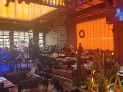 -洛缦音乐餐厅(工业展览馆万象城店)