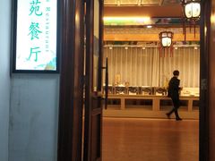 -龙脉温泉室内游泳馆