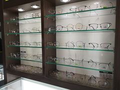 -视野联行眼镜蔡司·依视路官方授权店(顺城店)