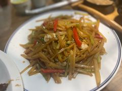 -芳林嫂 湖边边巧媳妇渔家菜馆