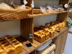 -沁屋面包店(人民东路店)
